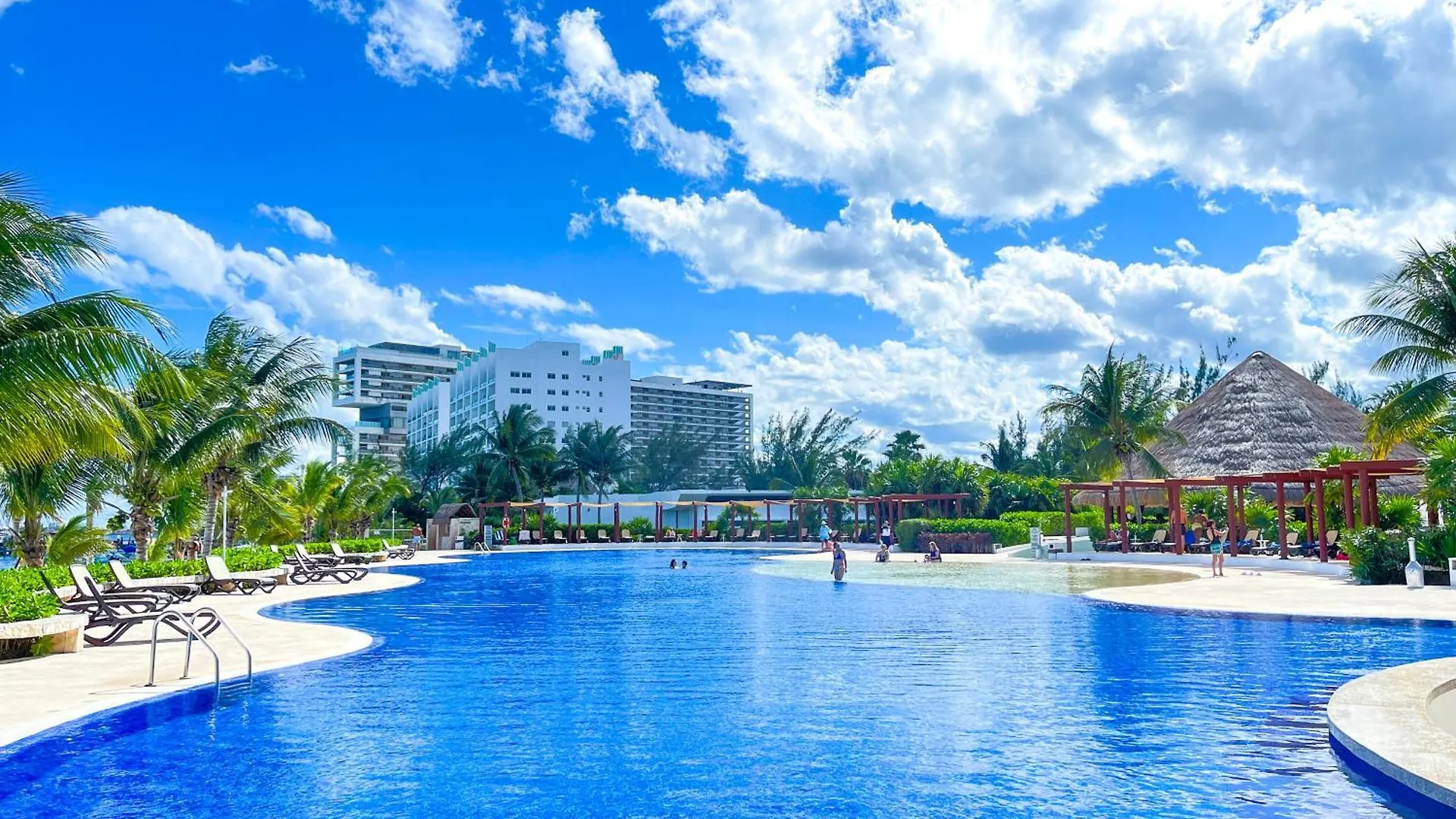New Beachfront Luxury Apartments Cancún 0*,  Mexikó