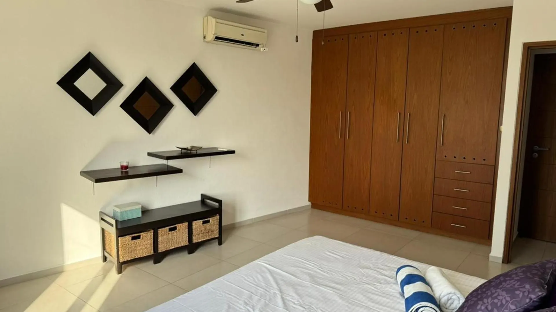 New Beachfront Luxury Apartments 칸쿤