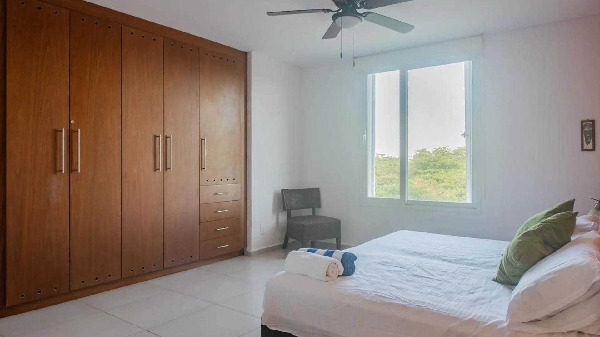 New Beachfront Luxury Apartments 칸쿤