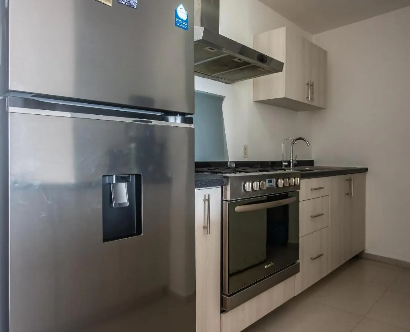 New Beachfront Luxury Apartments 칸쿤