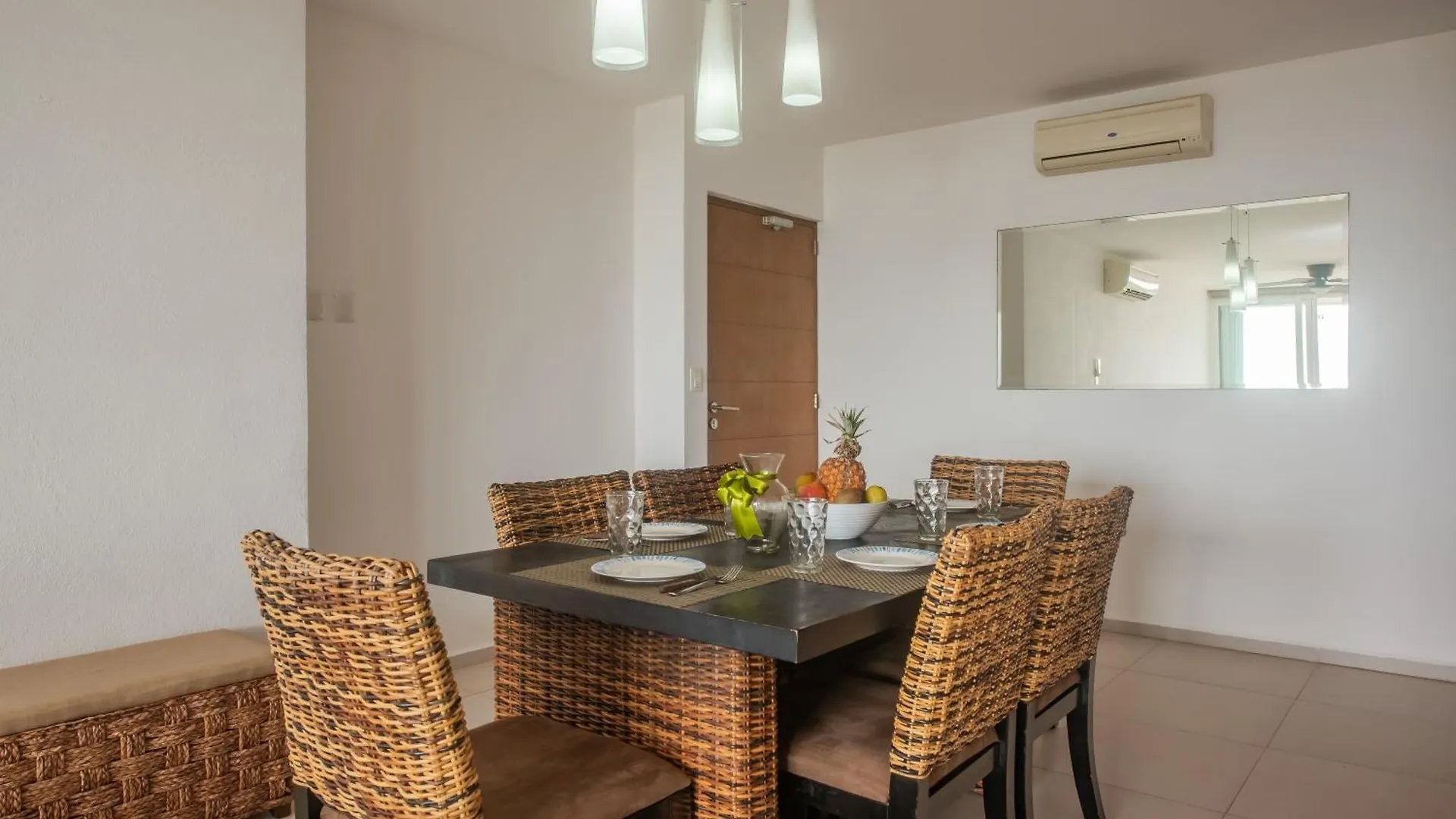 New Beachfront Luxury Apartments Cancún
